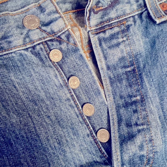 Levi’s original 501 button fly. - Picture 2 of 3